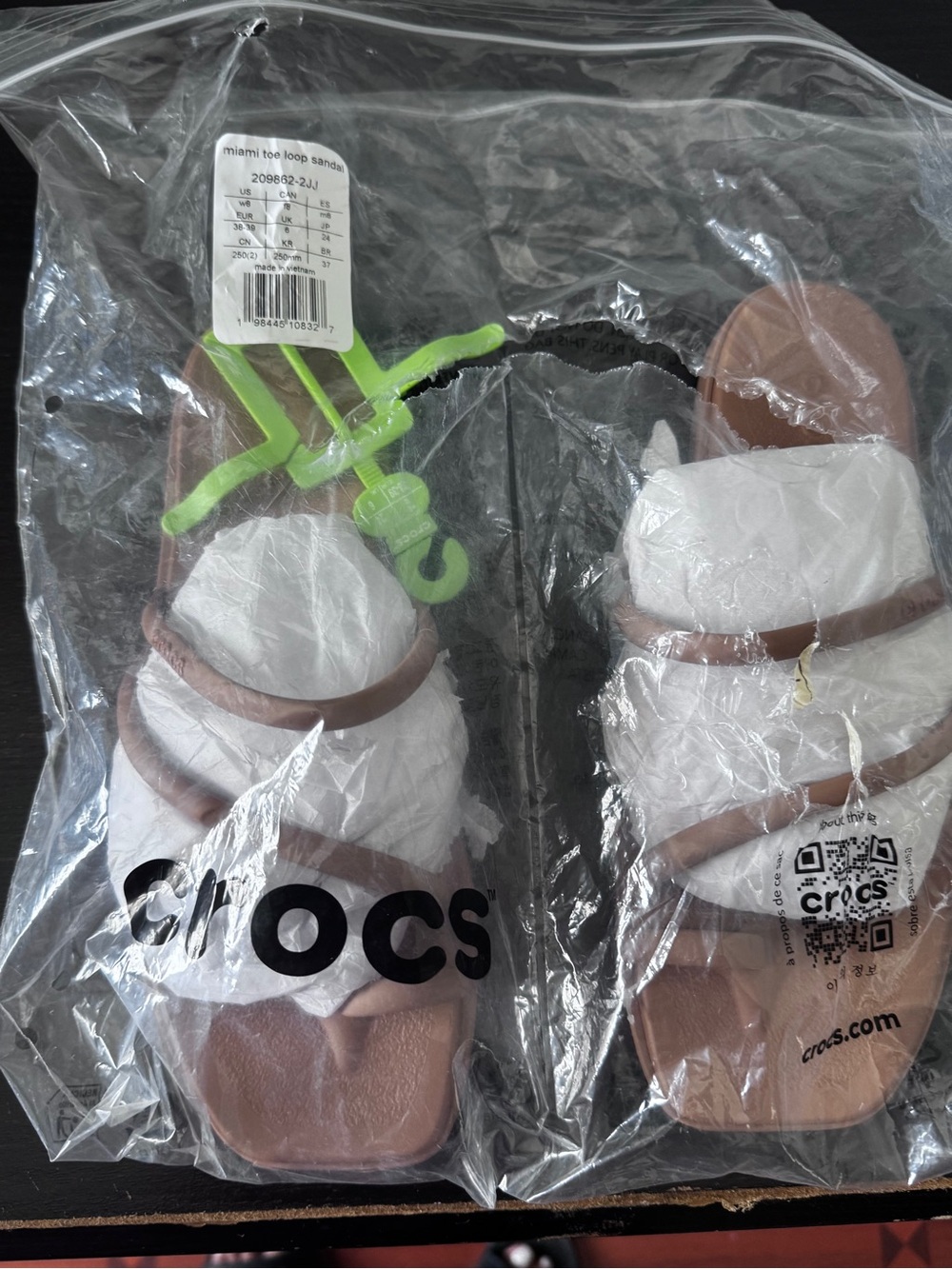 CROCS Miami Toe Loop Sandal - Picture 9 of 10